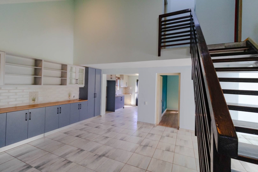 4 Bedroom Property for Sale in Sandbaai Western Cape